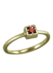 831 Кольцо - наперстный христианский символ с Хризмой, желтое золото 585 пробы, гранат